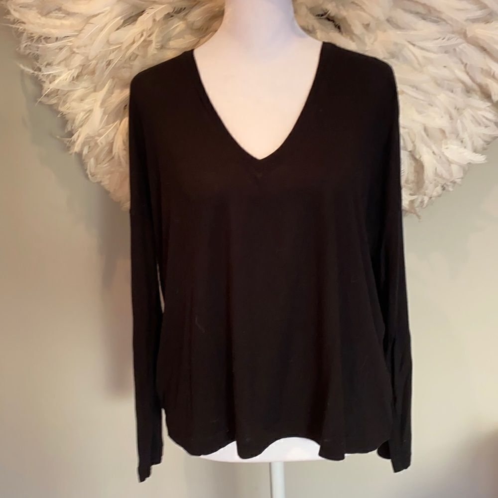Vince V-neck pullover 